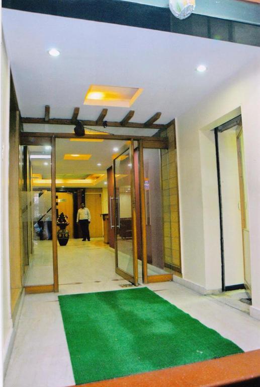 Hotel Padmini Residency Hyderabad Bagian luar foto